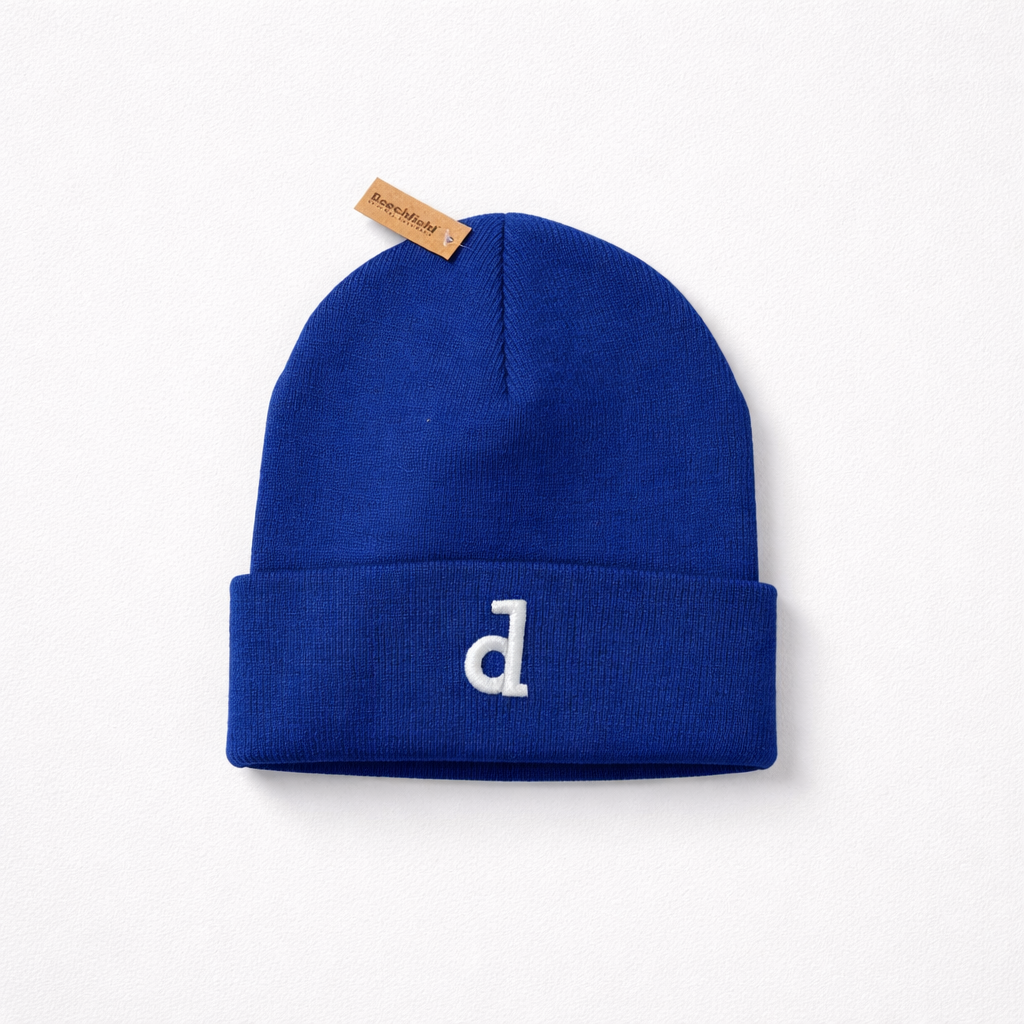Beanie Dinamo Zagreb d Blue beanie with a white logo on a light gray background