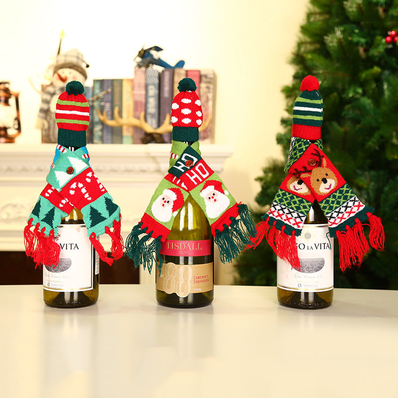 Christmas Bottle Cover – Knitted Scarf & Hat Set (Santa, Reindeer & Candy Cane)