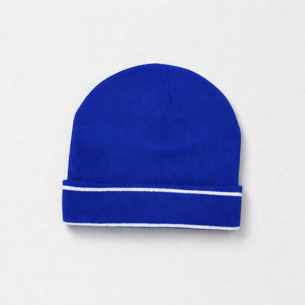 Beanie Dinamo Zagreb Retro in Blue Blue beanie with a white stripe on a light gray background