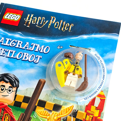 LEGO Harry Potter – Zaigrajmo Metloboj LEGO Harry Potter packaging with two minifigures and broomsticks on a blue sky background.