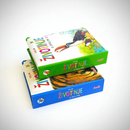 Volim Životinje u Divljini (Set of 2) Stack of children's books with animal illustrations on a white background